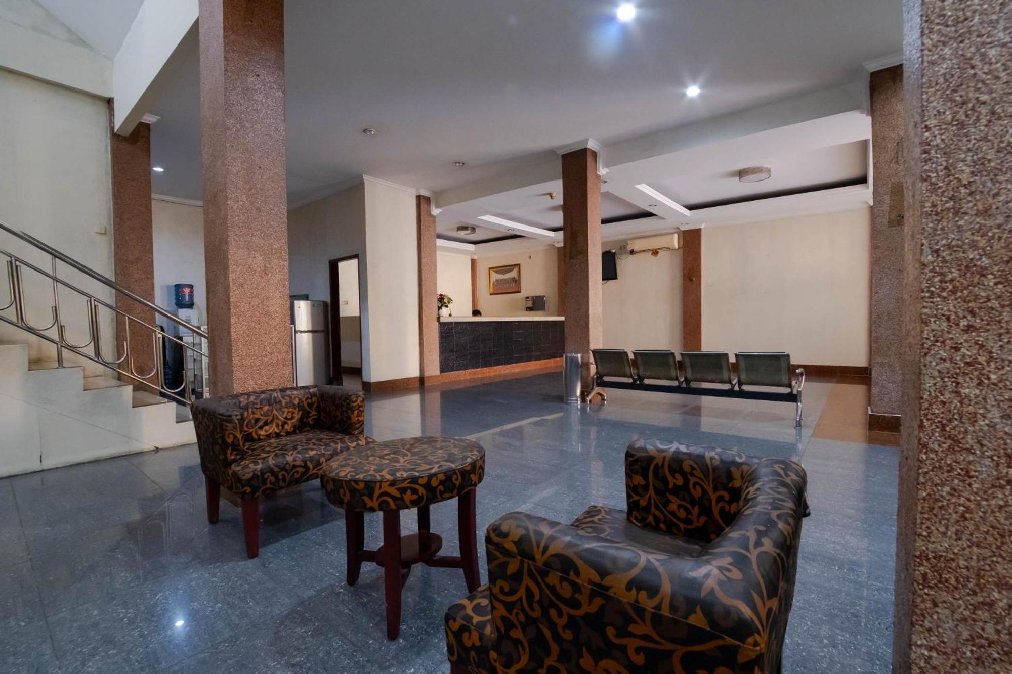 Nusa Indah Syariah Hotel Bandara By Abdihome Tangerang Extérieur photo