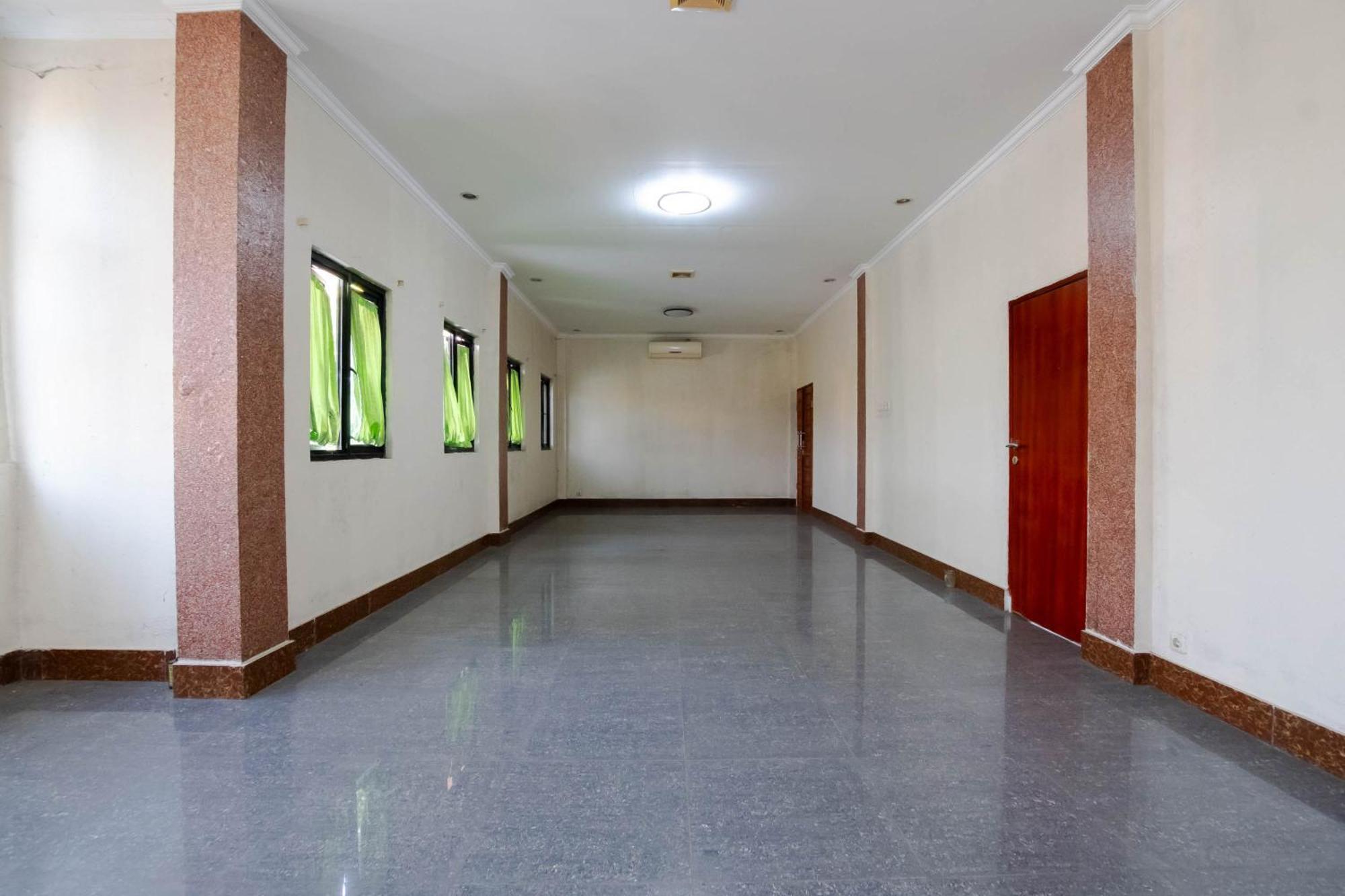 Nusa Indah Syariah Hotel Bandara By Abdihome Tangerang Extérieur photo