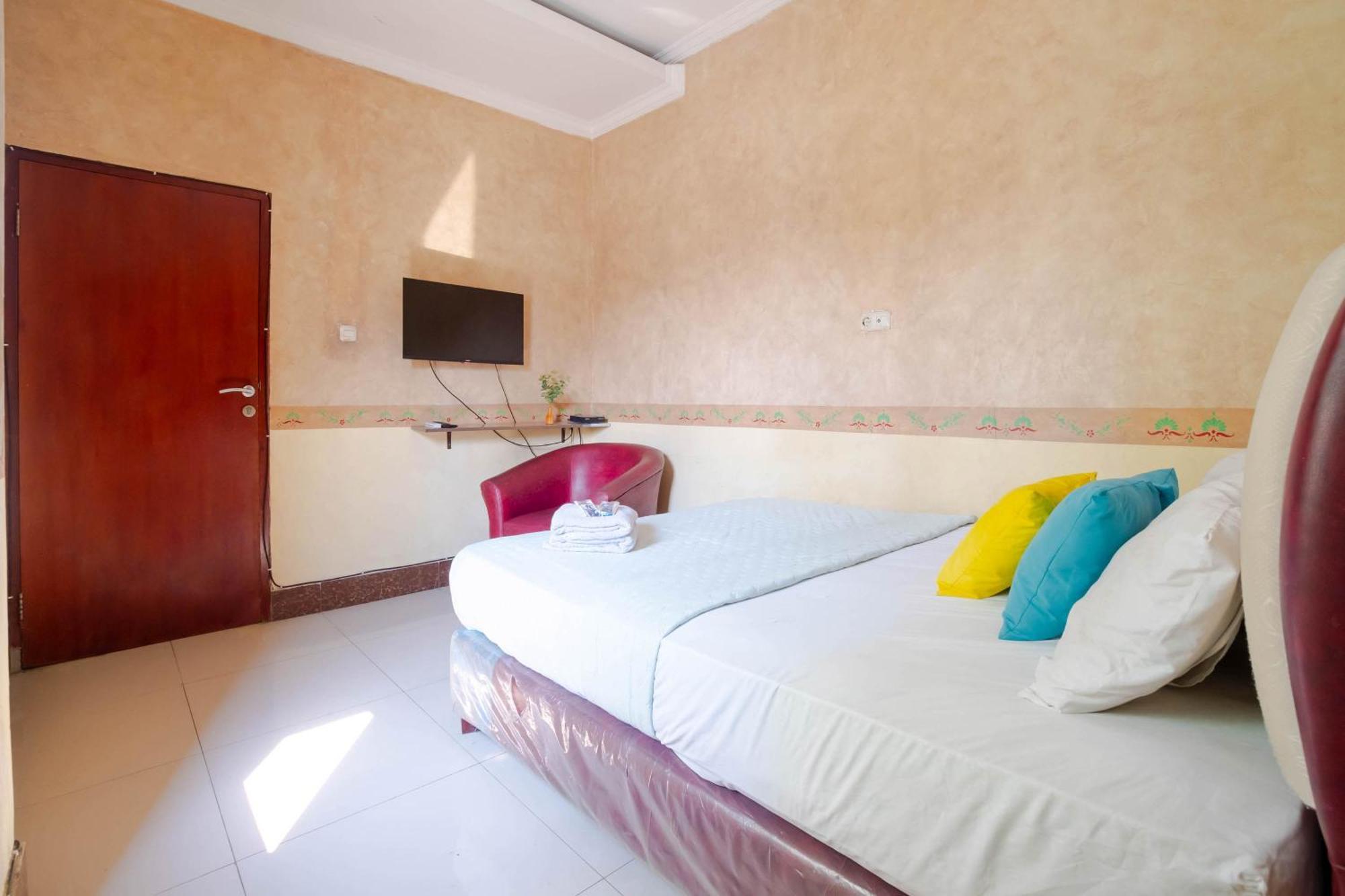 Nusa Indah Syariah Hotel Bandara By Abdihome Tangerang Extérieur photo